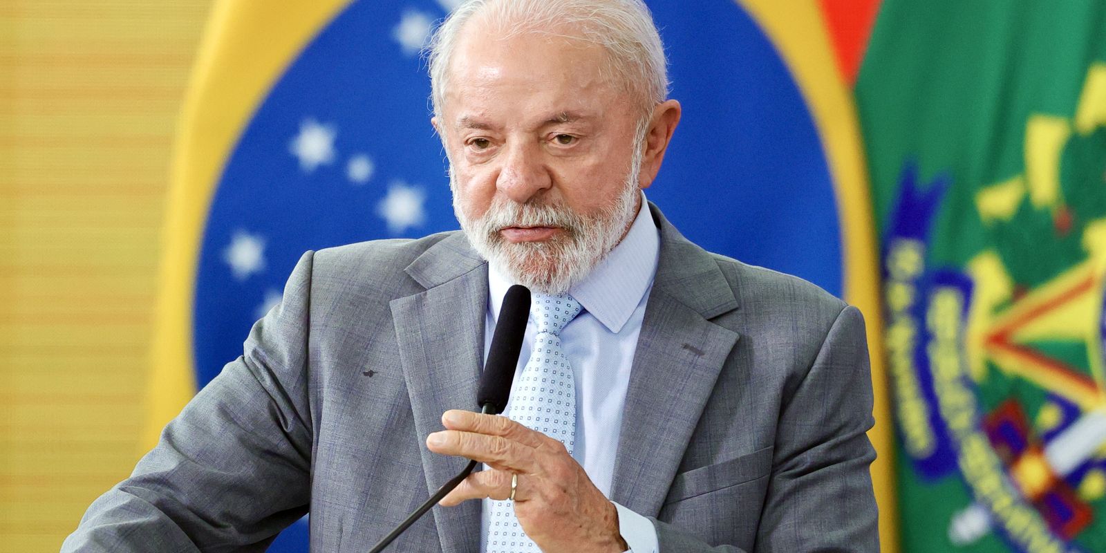 Lula critica ameaças de Trump ao mundo e defende papa Leão XIV